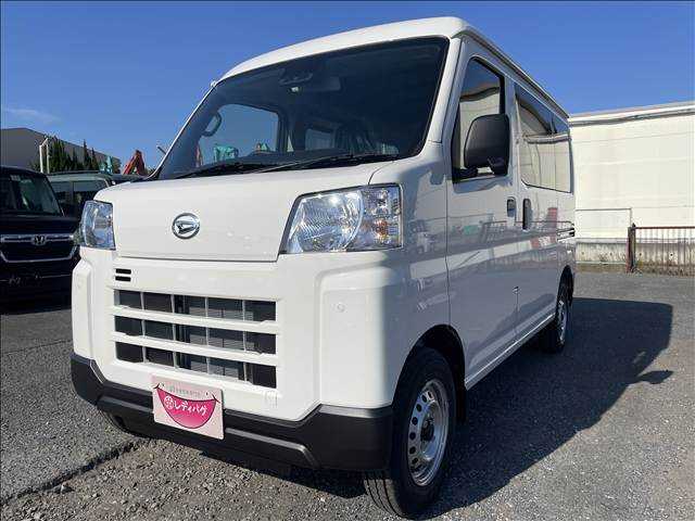 Daihatsu Hijet Cargo 8