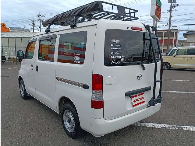 Toyota Light Ace Van 7