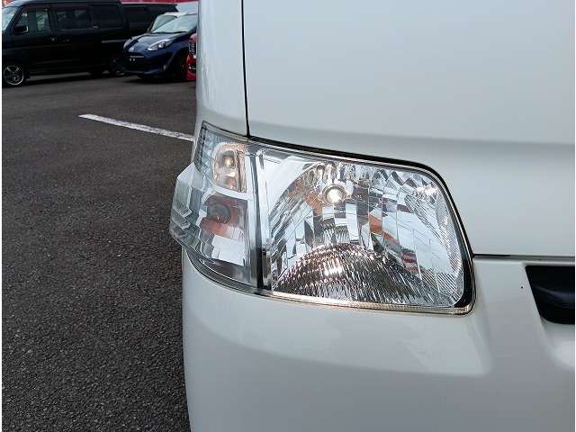 Toyota Light Ace Van 11