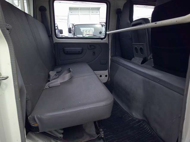 Hino Dutro 12
