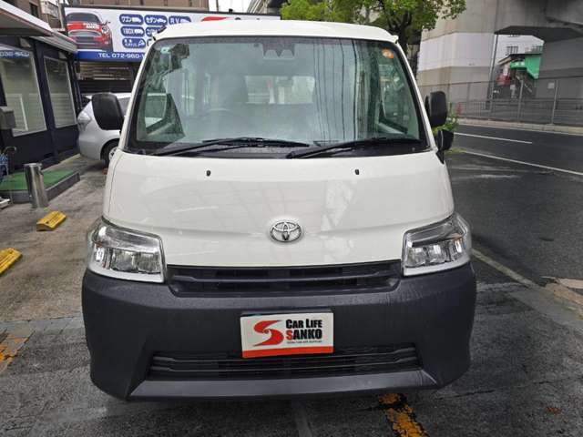 Toyota Town Ace Van 2