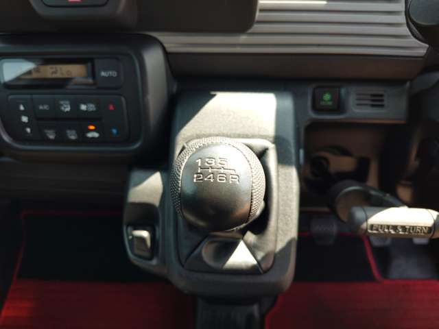 Honda N-VAN 7