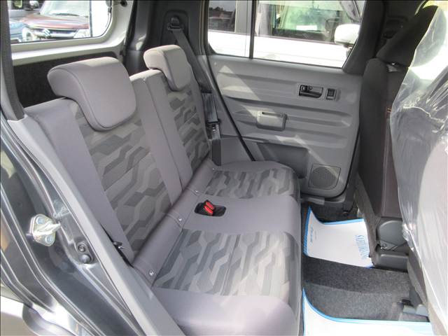 Daihatsu Taft 12