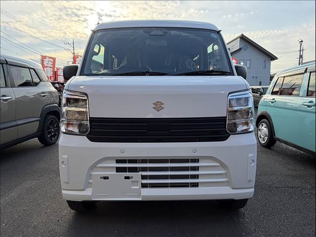 Suzuki Every 8