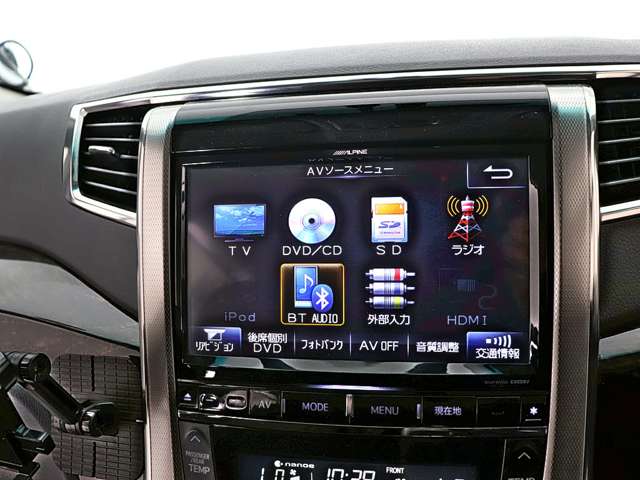 Toyota Alphard 8