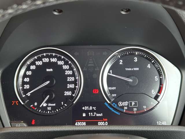 BMW X1 8