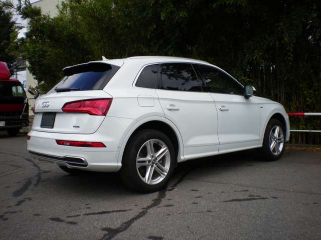 Audi Q5 4