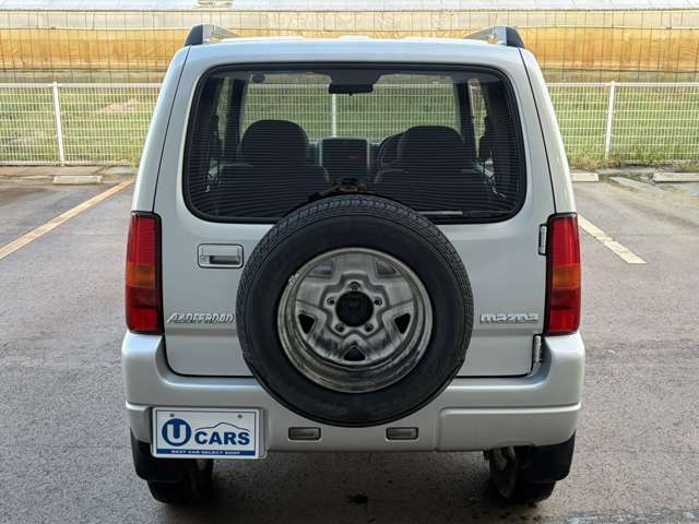 Mazda AZ-オフロード 9