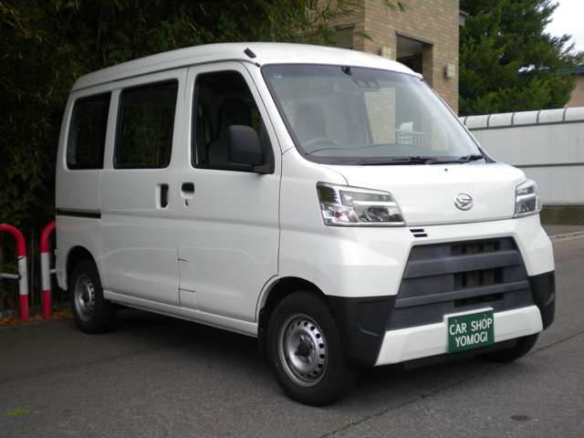Daihatsu Hijet Cargo 2