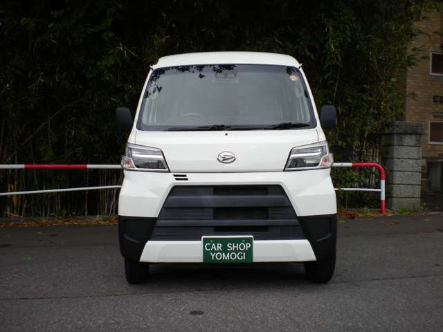 Daihatsu Hijet Cargo 5
