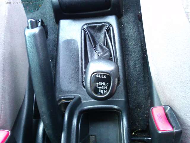 Mitsubishi Pajero iO 11