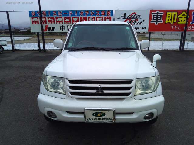 Mitsubishi Pajero iO 2