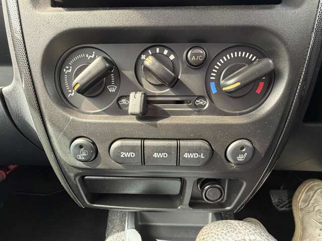 Suzuki Jimny 6