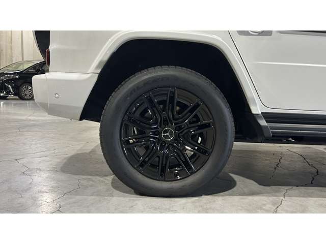 Mercedes-Benz G-Class 9