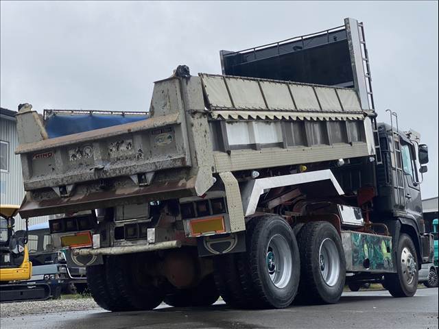 Hino Profia 2