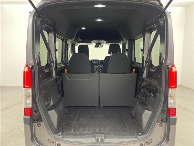 Honda N-VAN 8