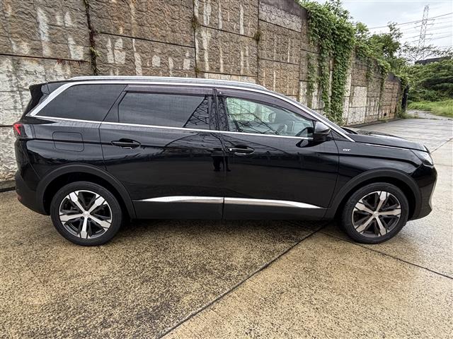 Peugeot 5008 12