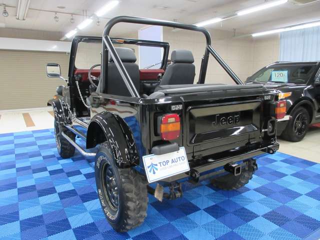 Jeep CJ7 5