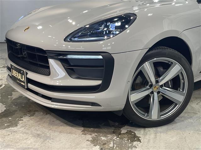 Porsche Macan 3