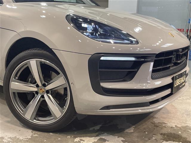 Porsche Macan 6