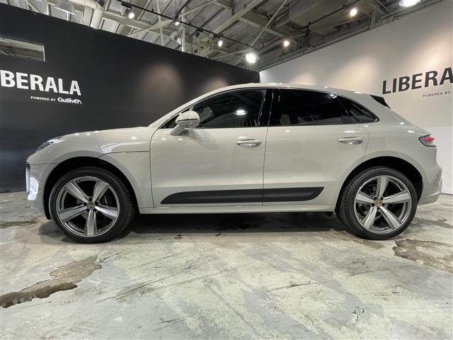 Porsche Macan 9