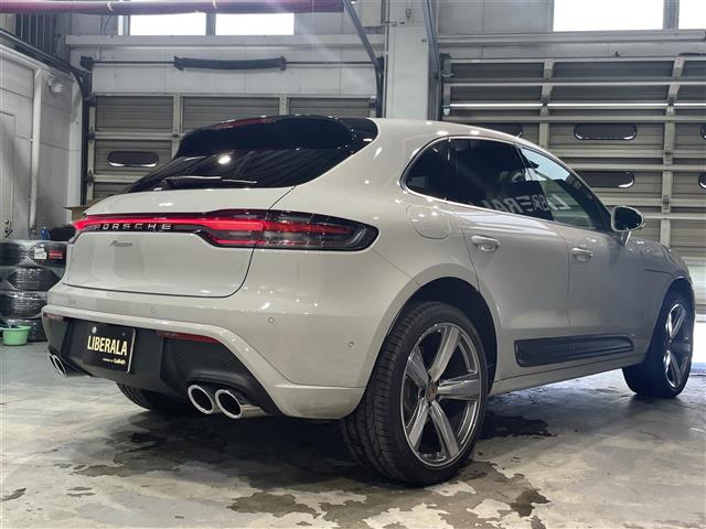 Porsche Macan 10