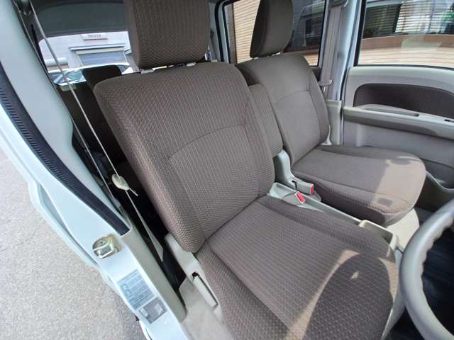 Nissan NV100 Clipper 4