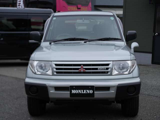 Mitsubishi Pajero iO 11