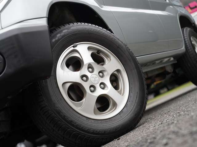 Mitsubishi Pajero iO 10