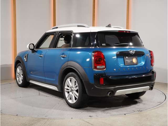 MINI Crossover 10