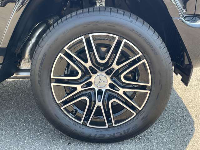 Mercedes-Benz G-Class 8