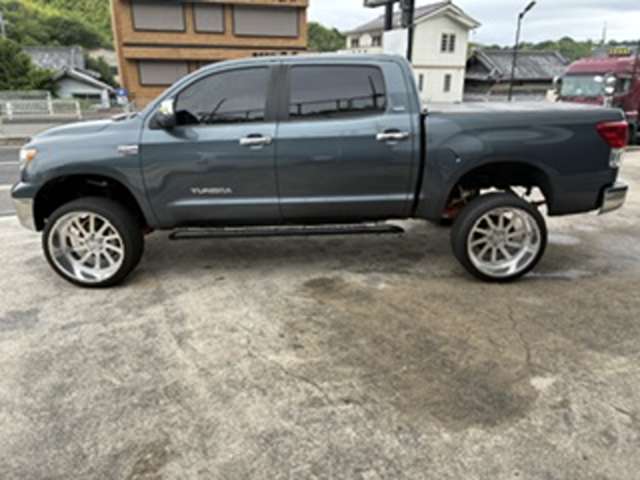 Toyota Tundra 5