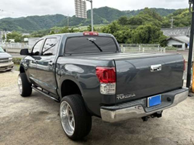 Toyota Tundra 9