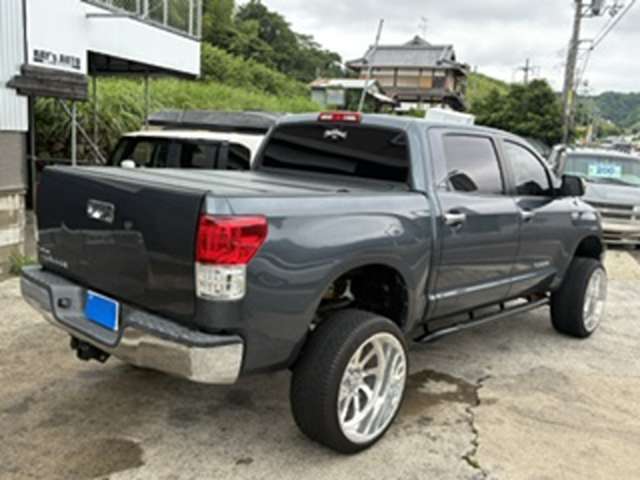 Toyota Tundra 10