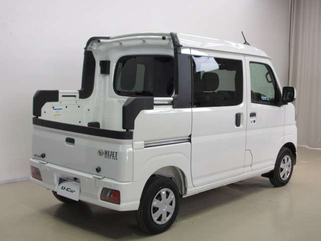 Daihatsu Hijet Deck Van 5