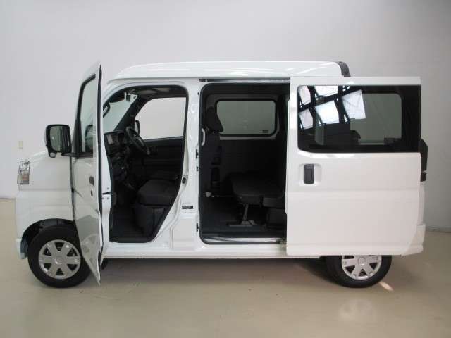 Daihatsu Hijet Deck Van 9