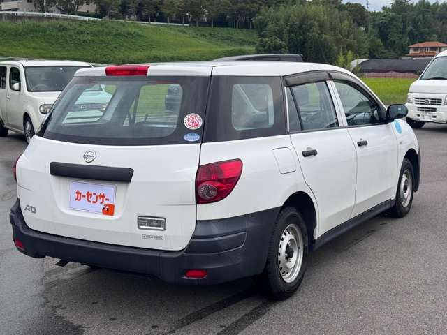 Nissan AD 4