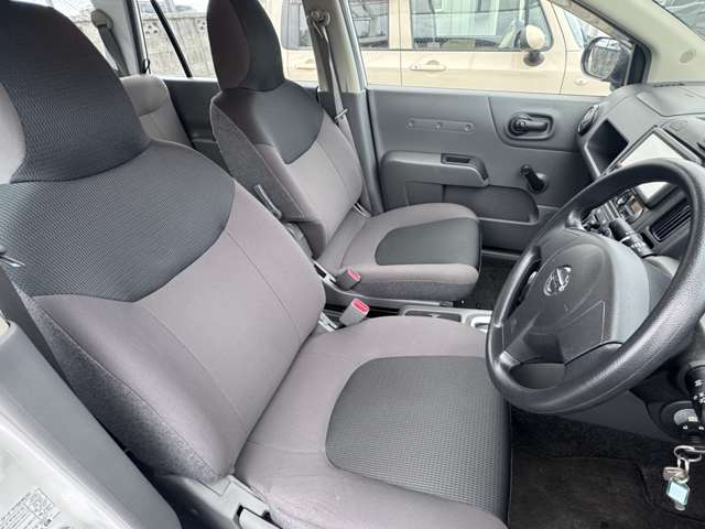 Nissan AD 6