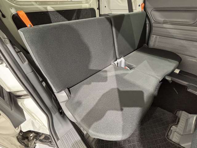 Honda N-VAN 12