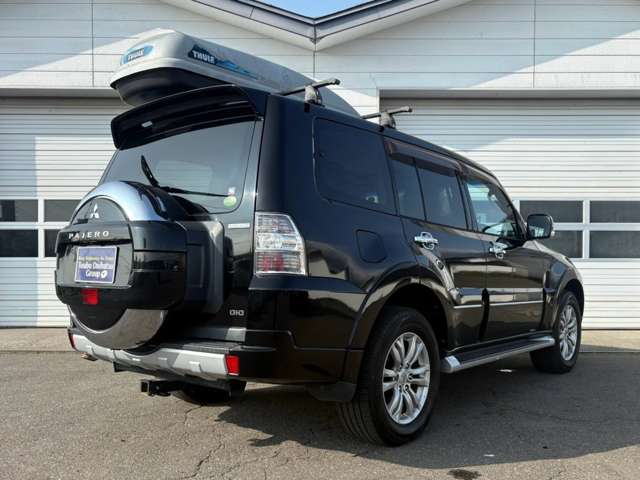 Mitsubishi Pajero 5