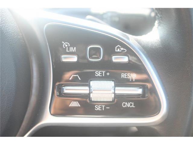 Mercedes-Benz GLA-Class 7