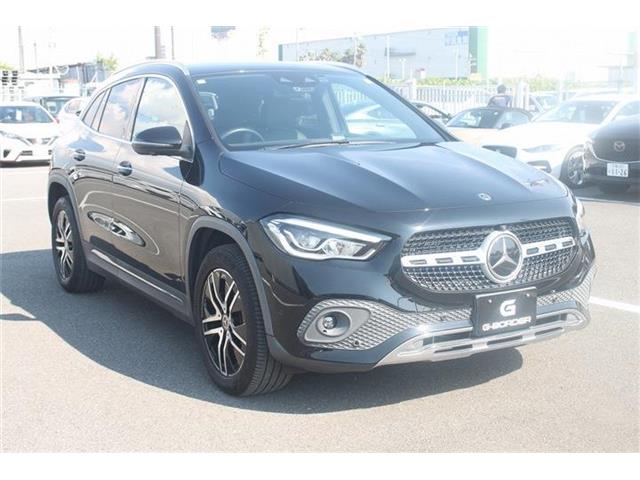 Mercedes-Benz GLA-Class 10