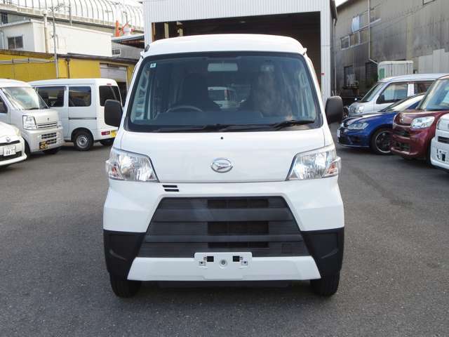 Daihatsu Hijet Cargo 2