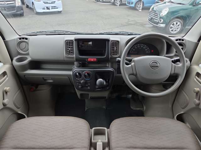 Nissan NV100 Clipper 5