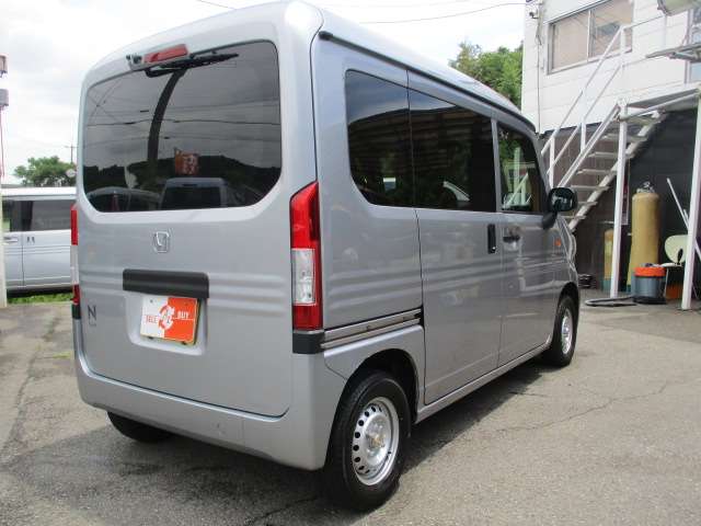 Honda N-VAN 9