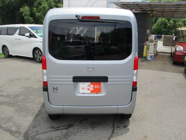 Honda N-VAN 10