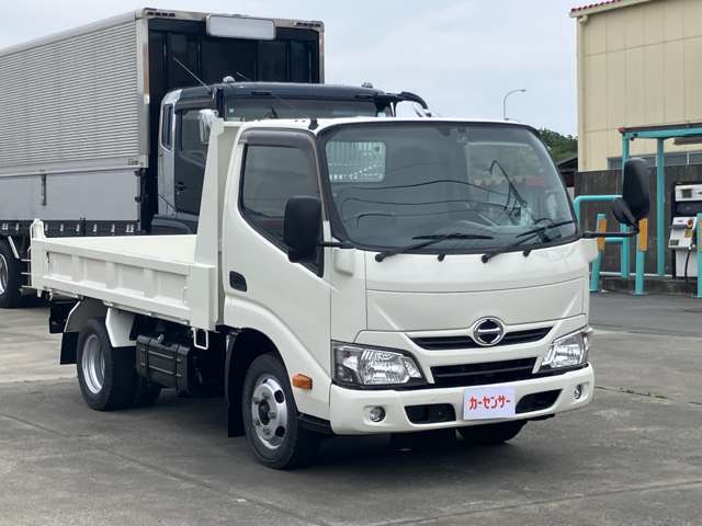 Hino Dutro 10