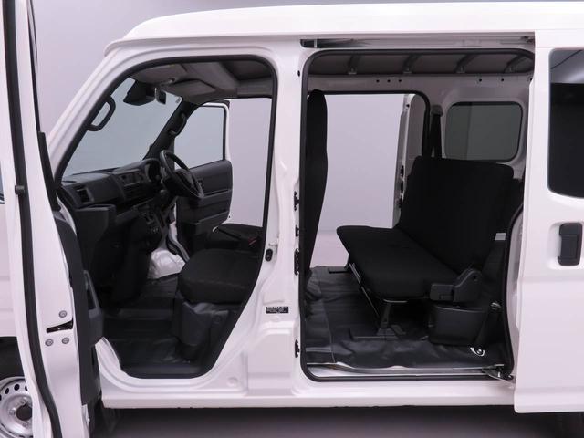 Daihatsu Hijet Cargo 10