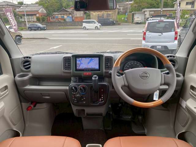 Nissan NV100 Clipper 11