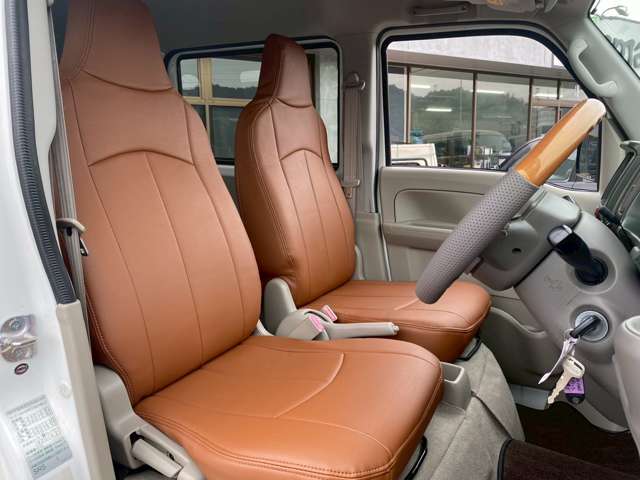 Nissan NV100 Clipper 12
